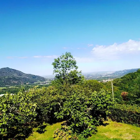 Con Vista Fantastica In Piemonte Gambasca