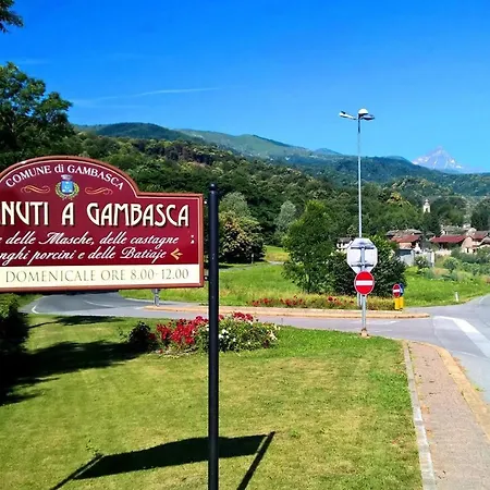 Con Vista Fantastica In Piemonte 度假居